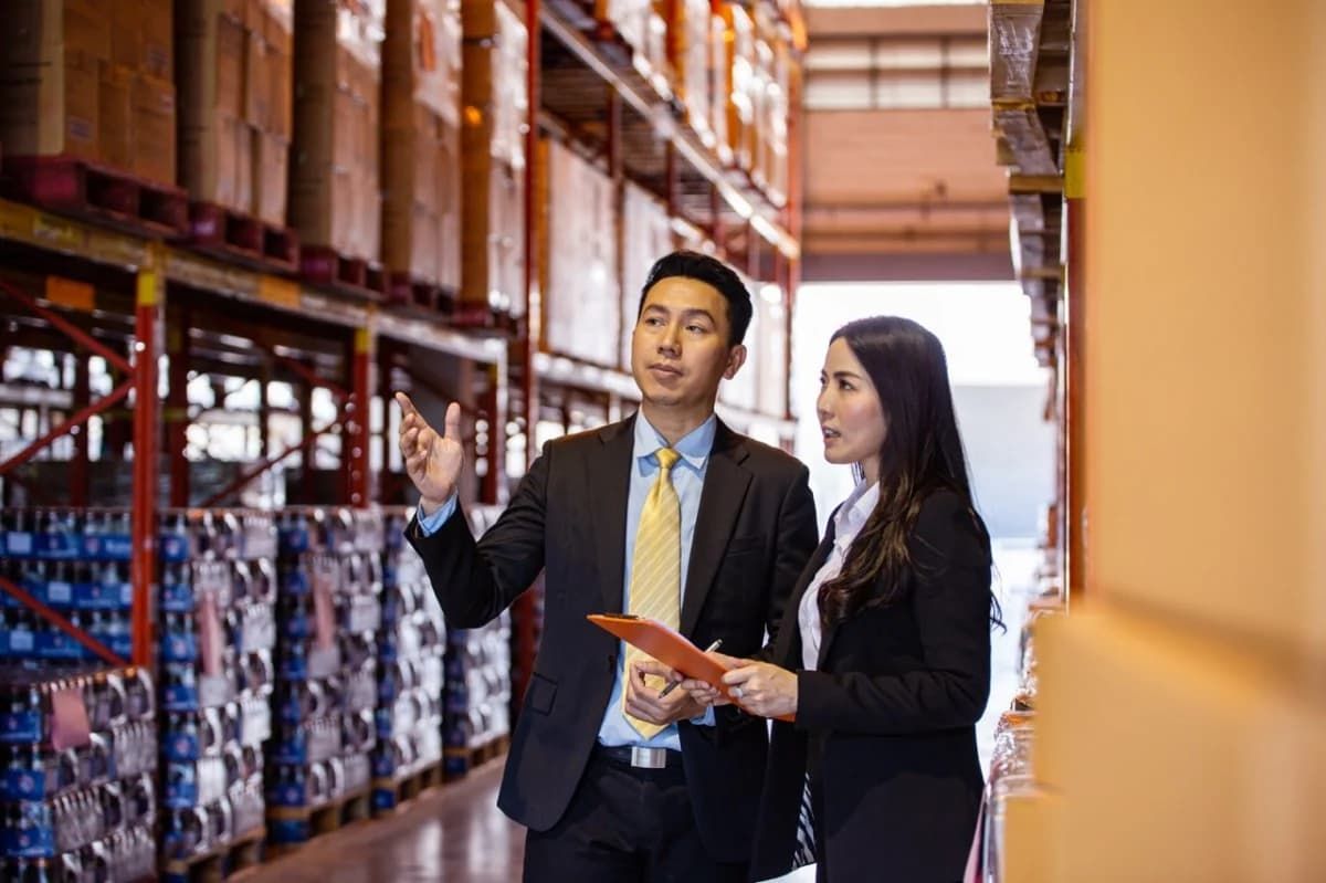 Phòng mua hàng ngày nay đã vượt ra khỏi chức năng tác nghiệp truyền thống để trở thành đối tác chiến lược, trực tiếp tham gia vào phát triển sản phẩm mới, các dự án cải tiến, các chiến dịch marketing...